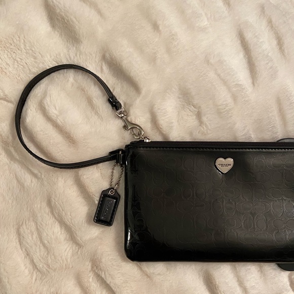 Coach Black Patent Wristlet - Picture 3 of 4